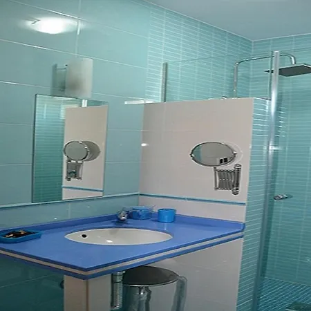 公寓 Casa El Lince De Granadilla At-cc-00296, Norte Provincia Caceres, Wifi, Parque Infantil, Hidromasaje, Garaje, Lavavajillas 萨尔萨德格拉纳迪利亚