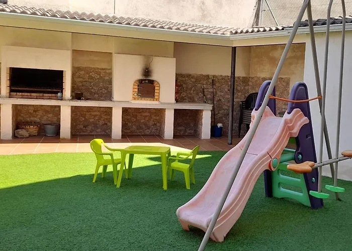 Дом отдыха Casa El Lince De Granadilla At-cc-00296, Norte Provincia Caceres, Wifi, Parque Infantil, Hidromasaje, Garaje, Lavavajillas Сарса-де-Гранадилья